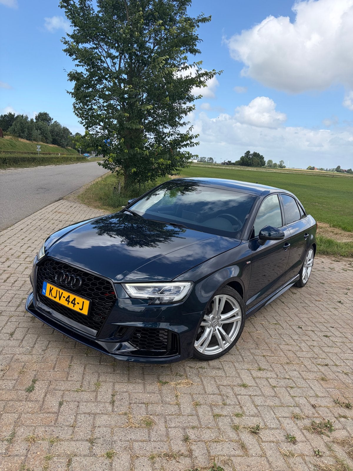 Audi A3 35 Tfsi COD sport limousine 3x S line, 1498 cc, 4 cilinders, Blauw, Particulier