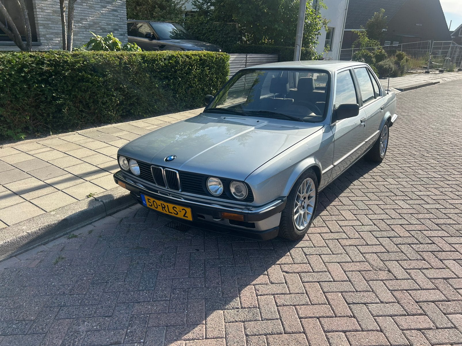 BMW 318i e30  met v8 m62b44 motor (340i)., Auto's, 8 cilinders, 286 pk, Handgeschakeld, Sedan