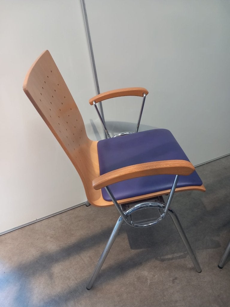 Oranje en Paarse stapelstoelen, Ophalen, Gebruikt, Overige kleuren, -
