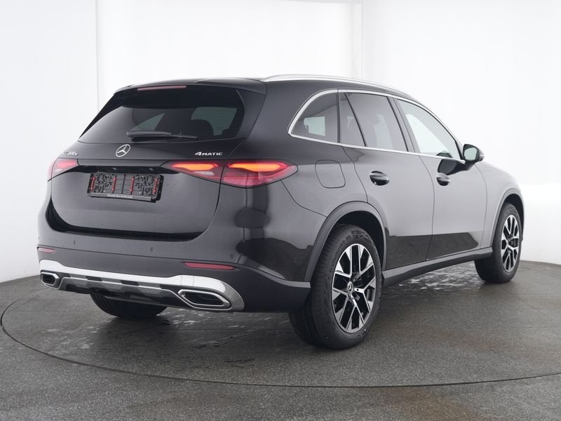 Mercedes-Benz GLC 300 e 4MATIC Plug-In Hybride Edition AVANT, Auto's, Mercedes-Benz, Automaat, 12 maanden, Zwart, Plug-in hybride
