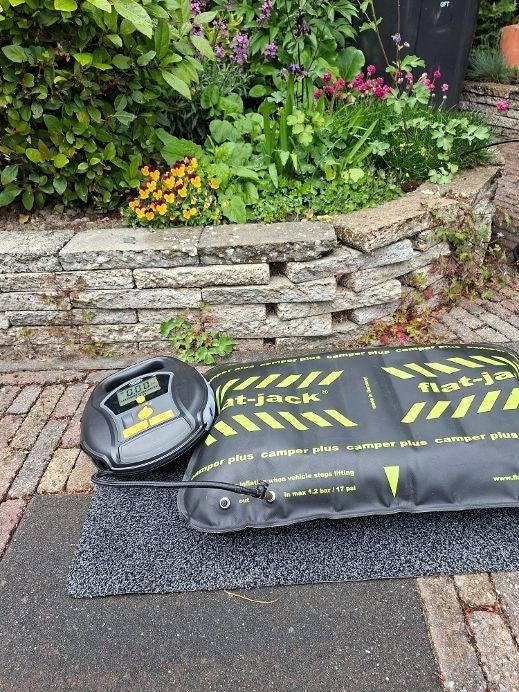 Leveller systeem voor campers en caravans, Caravans en Kamperen, Caravan accessoires, Ophalen, Zo goed als nieuw