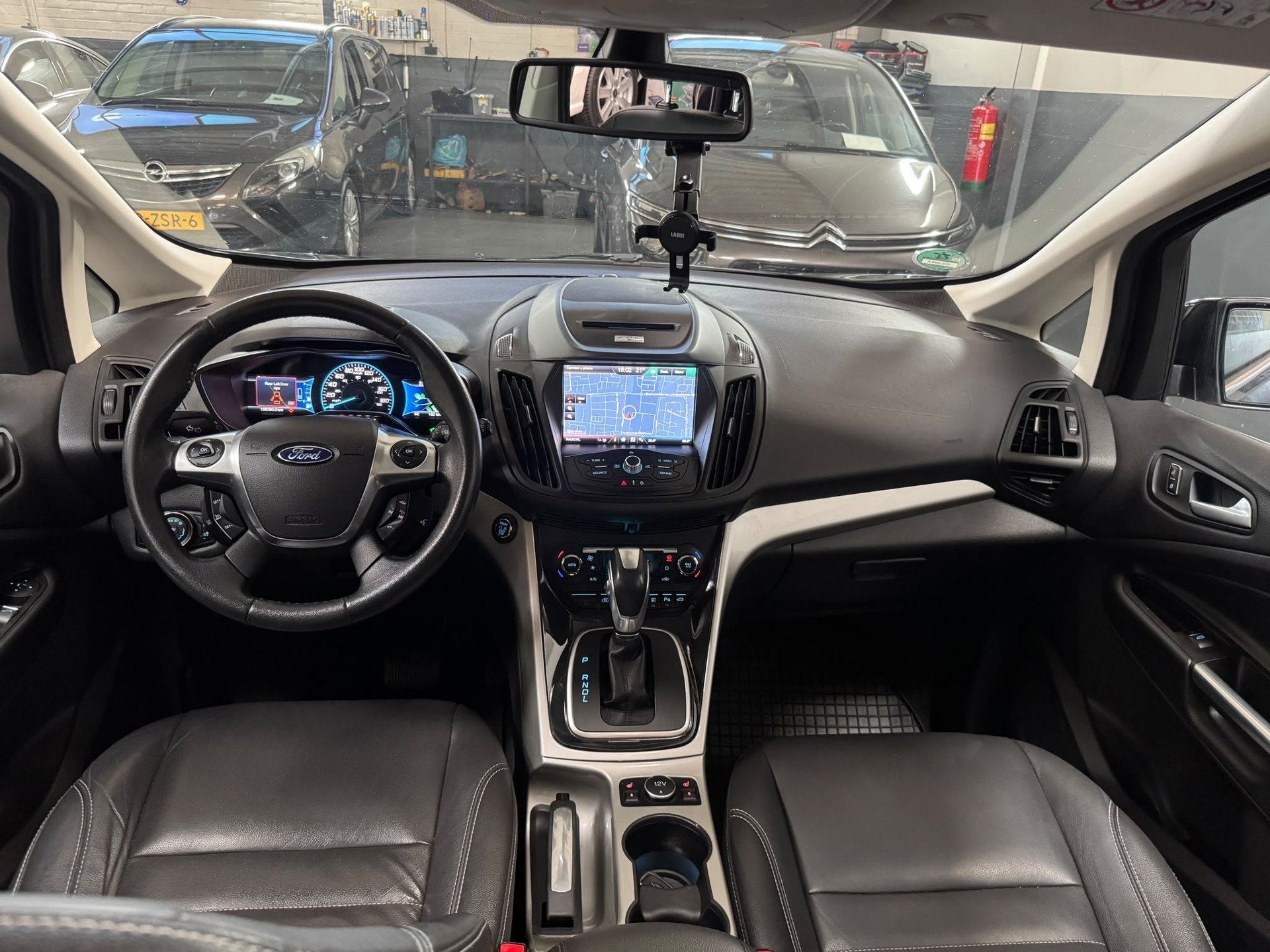 Ford C-Max 2.0 Plug-in Hybrid Titanium Plus |AUT|CAMERA|PANO, Auto's, Dealer onderhouden, 137 pk, Gebruikt, 4 cilinders