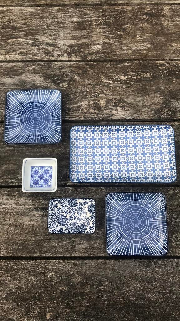 Set van 5 blauw-witte schaaltjes, Ophalen of Verzenden, Overige stijlen, Aardewerk, Schaal of Schalen