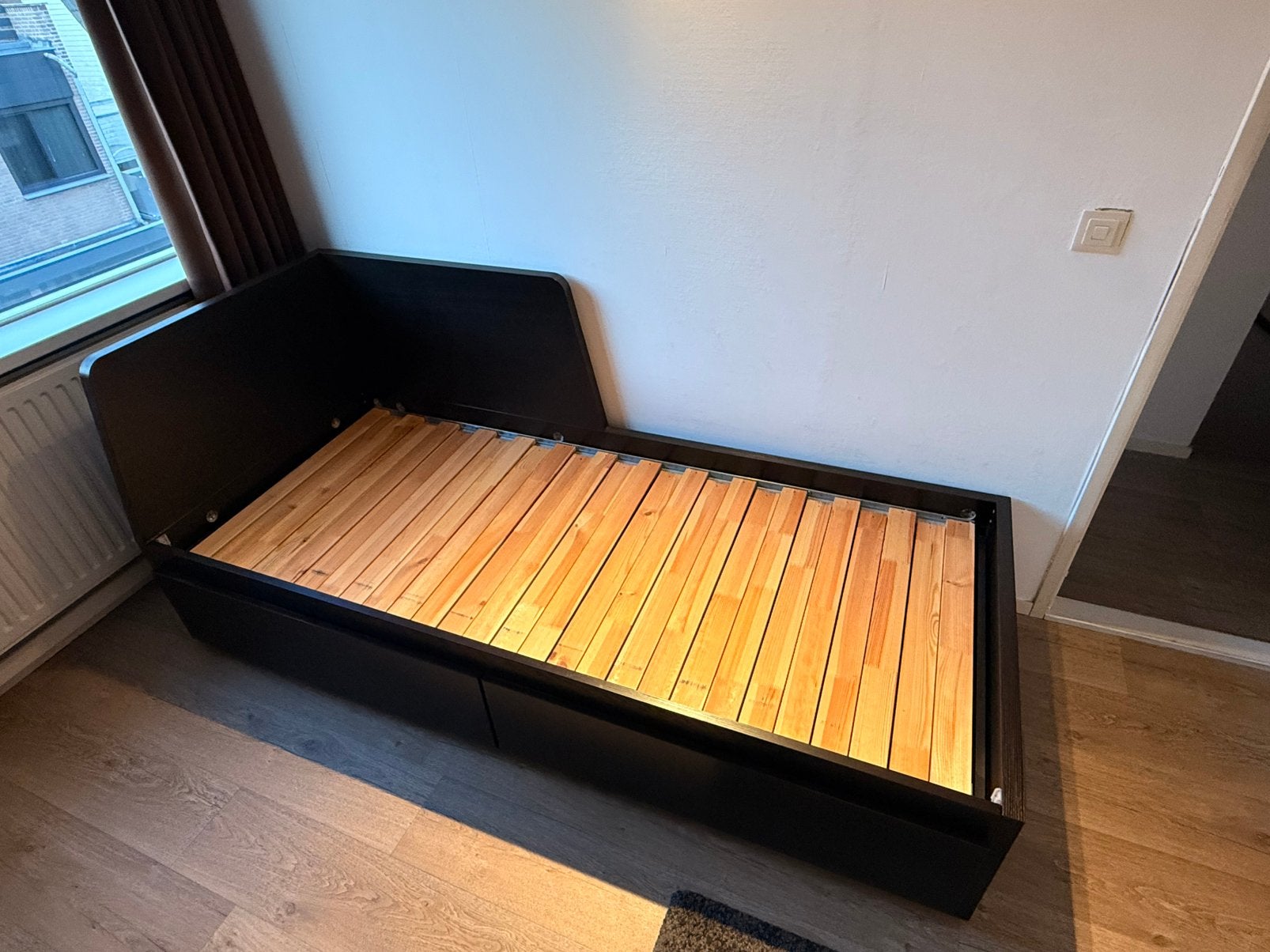Ikea bed uitschuifbaar, Ophalen, Wit, Tweepersoons, Zo goed als nieuw