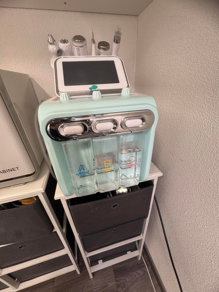 Hydrofacial Apparatuur, Verzenden, Gebruikt