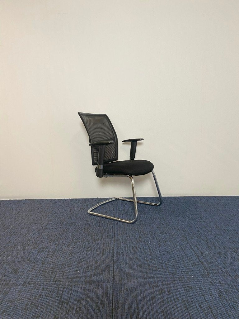 2 x Vergaderstoel CS Airtop, zwart, chroom frame, Ophalen, Gebruikt, Twee, Zwart