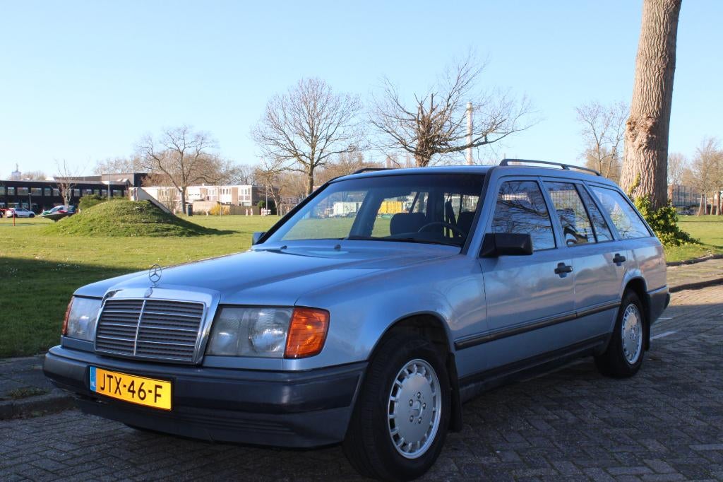 Mercedes-Benz 230TE 1986  na renovatie ABS 7 zitter, Auto's, 4 cilinders, Blauw, 7 stoelen, 132 pk