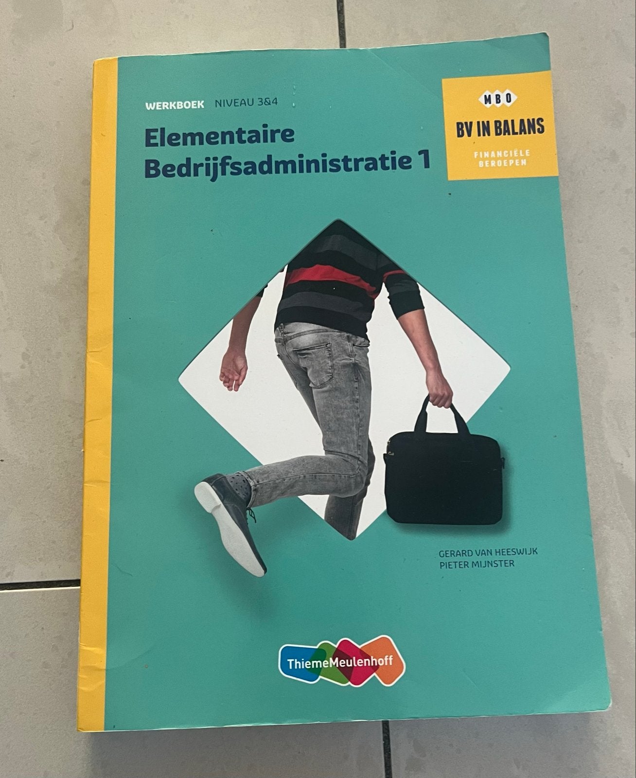 Elementaire Bedrijfsadministratie MBO ISBN: 9789006631609, Ophalen of Verzenden, Gelezen