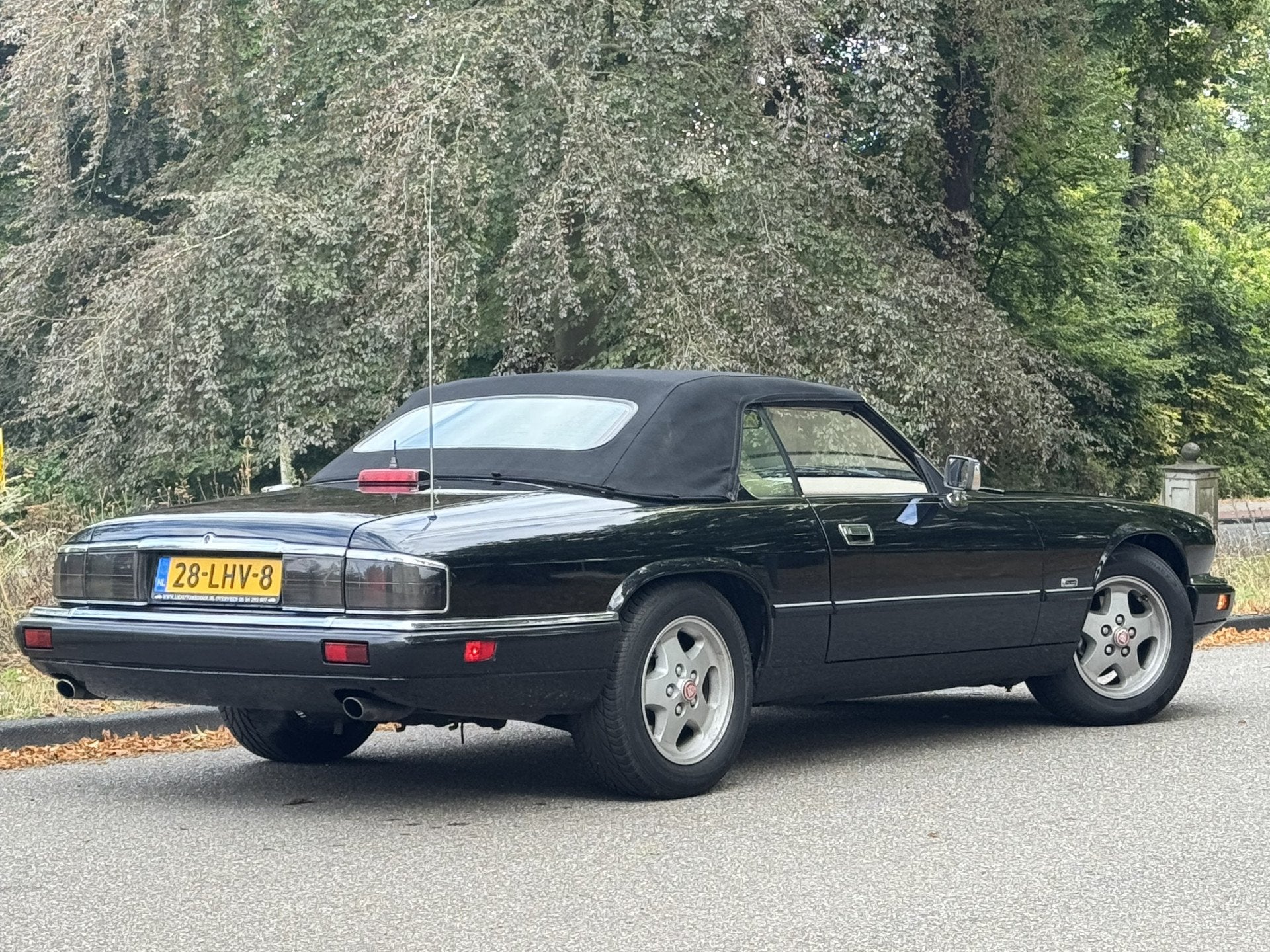 Jaguar XJ-S 4.0 VOL CABRIOLET, 6 CILINDER (bj 1995), Automaat, Achterwielaandrijving, Cabriolet, 4 stoelen