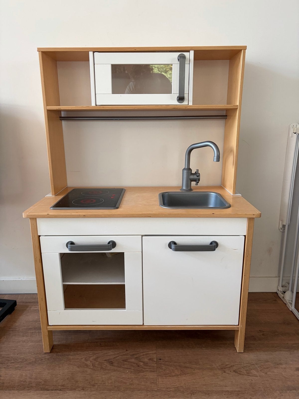 IKEA Duktig Speelkeuken met magnetron en kookplaat, Ophalen, Gebruikt, Hout, Speelkeuken