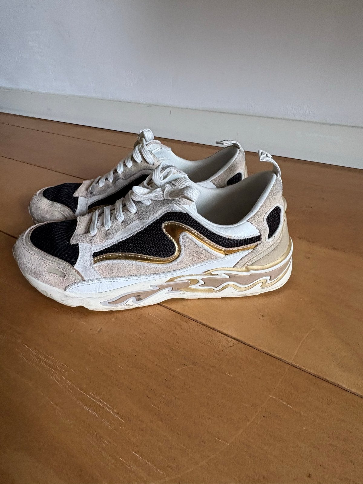 Sandro Flame sneakers, maat 39, goudkleurig, Overige kleuren, Ophalen of Verzenden, Sneakers of Gympen, Gedragen