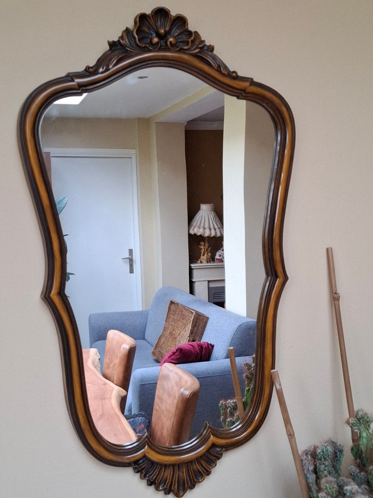 Antieke Pieterman Spiegel met Sierlijke Lijst, Ophalen of Verzenden, Overige vormen, Minder dan 50 cm, Minder dan 100 cm