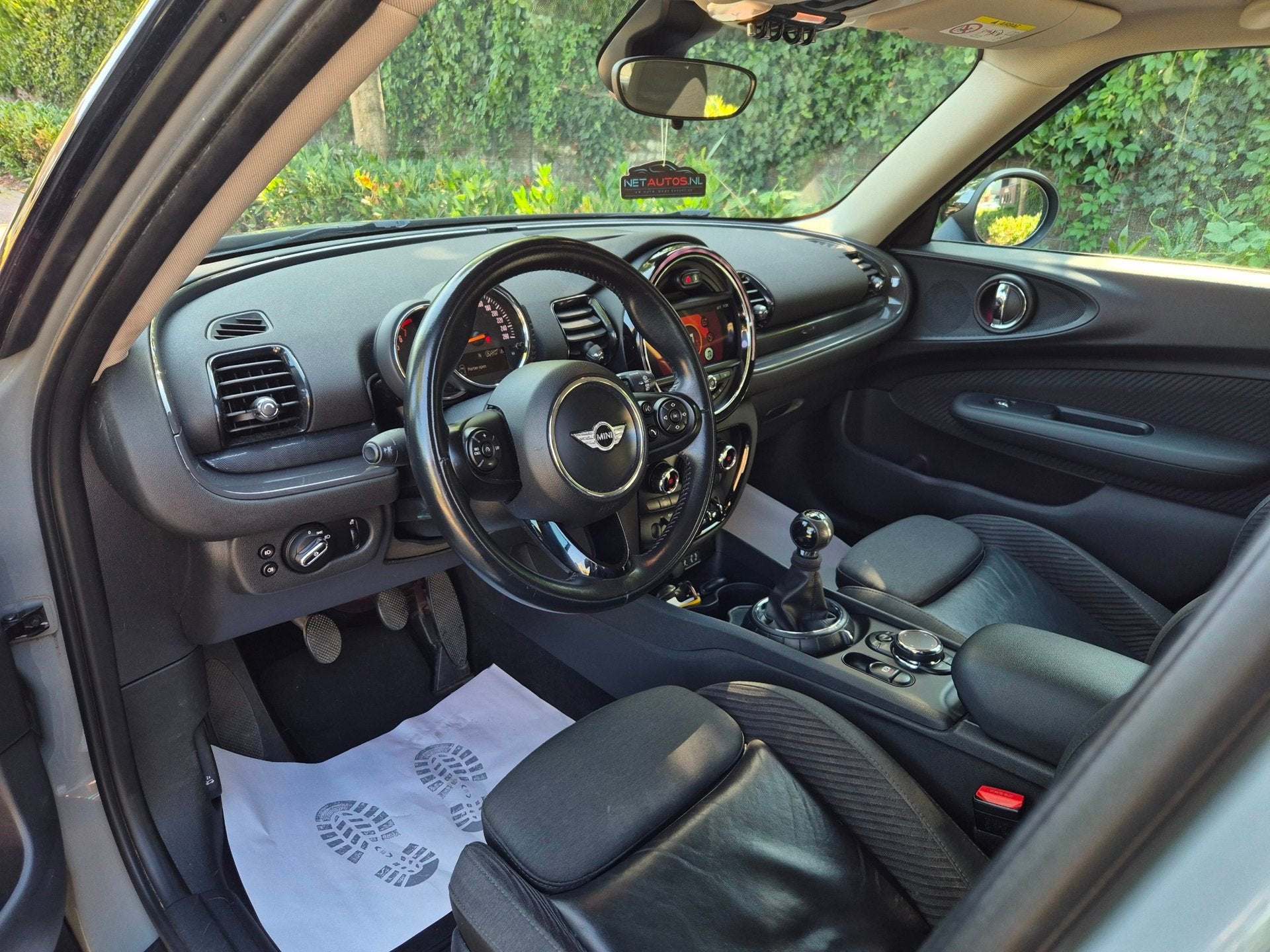 Mini Clubman 1.5 F54 Cooper Chili Zwart DAK GR Navi Pro Appl, Auto's, Mini, Voorwielaandrijving, 136 pk, Leder en Stof, Origineel Nederlands