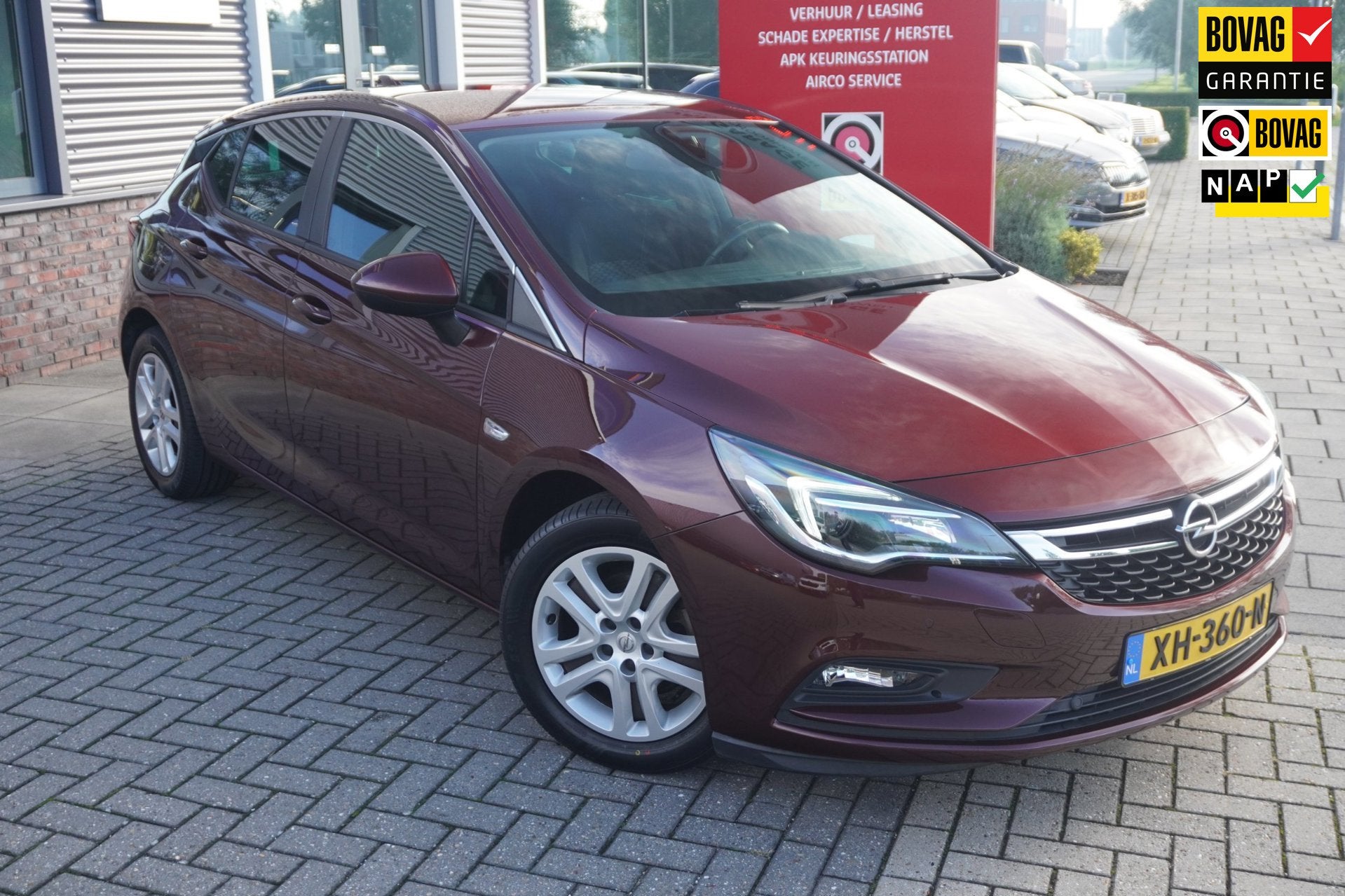 Opel Astra 1.0 Online Edition / Trekhaak / Carplay / Climate, Stof, Gebruikt, Parkeersensor, 610 kg