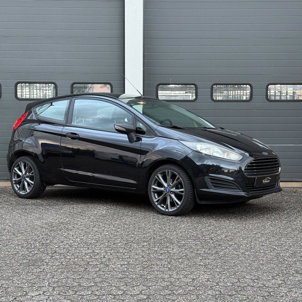 Ford Fiësta 1.25 44KW 3DR 2015 Zwart, Voorwielaandrijving, Stof, 4 cilinders, Zwart
