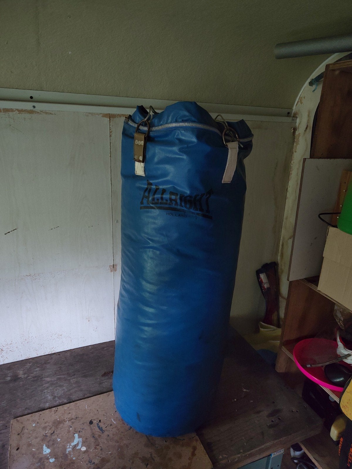 bokszak met wand bevestiging, Ophalen, Gebruikt, Bokszak