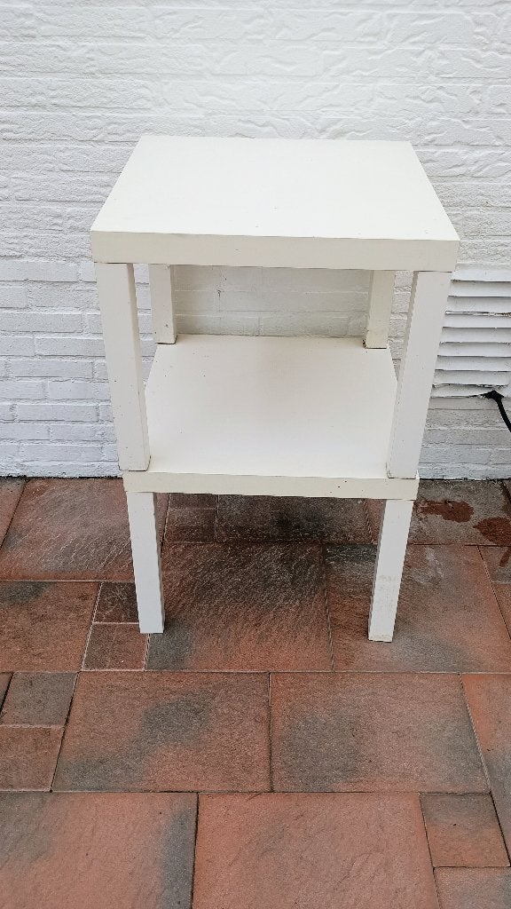 Gratis IKEA LACK tafel 2 stuks gratis ophalen, Huis en Inrichting, Tafels | Bijzettafels, Minder dan 55 cm, Gebruikt, Vierkant
