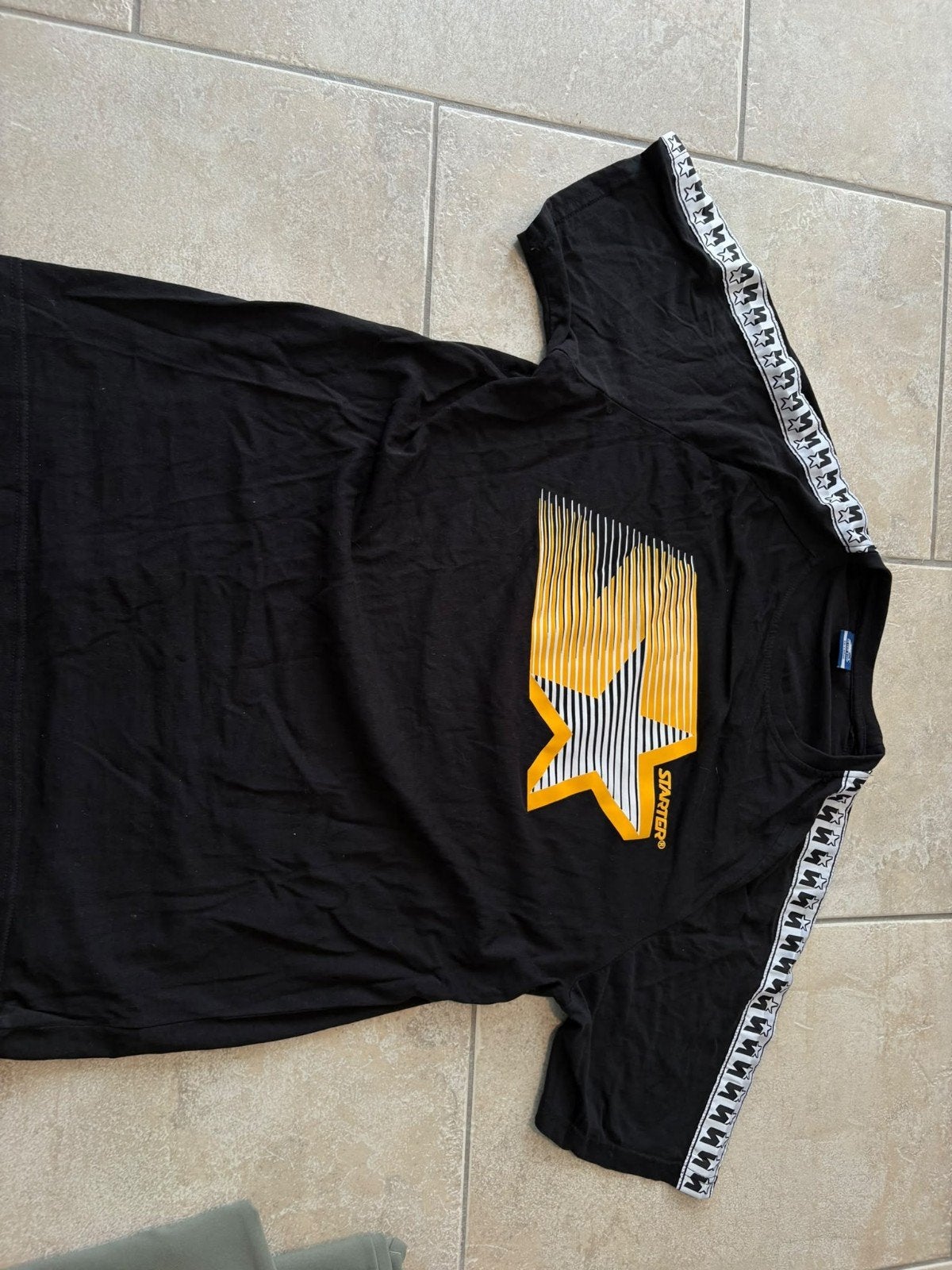 Starter T-shirt Zwart met Gele Ster en Strepen xxl, Zwart, Maat 56/58 (XL), Ophalen of Verzenden, Zo goed als nieuw