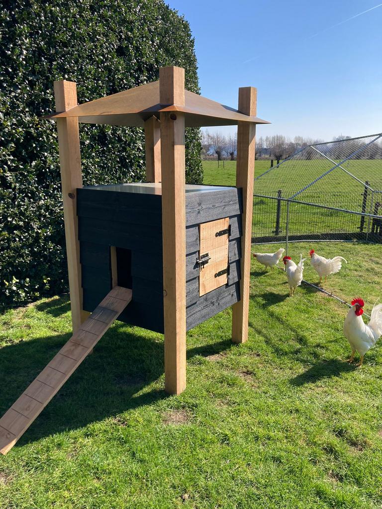 Kippenhok hooiberg model, Dieren en Toebehoren, Pluimvee | Toebehoren, Zo goed als nieuw, Kippenhok of Kippenren, Ophalen