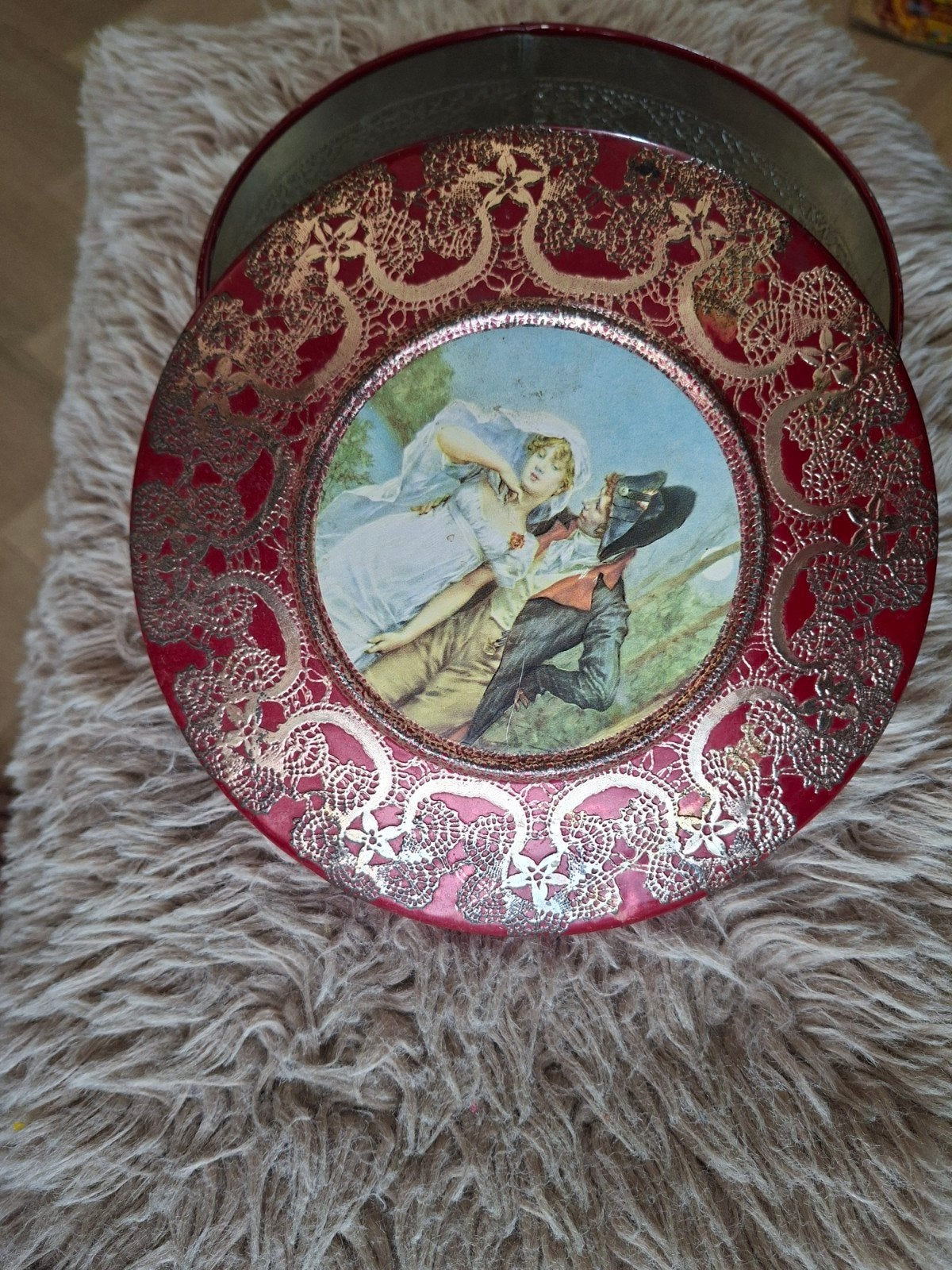 Vintage Rode Koektrommel met Romantische Afbeelding, Ophalen of Verzenden