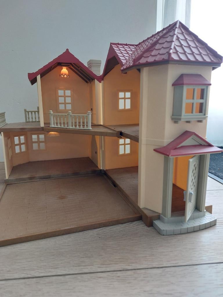 Sylvanian families 2752 met werkende verlichting stadshuis, Kinderen en Baby's, Speelgoed | Poppenhuizen, Ophalen of Verzenden