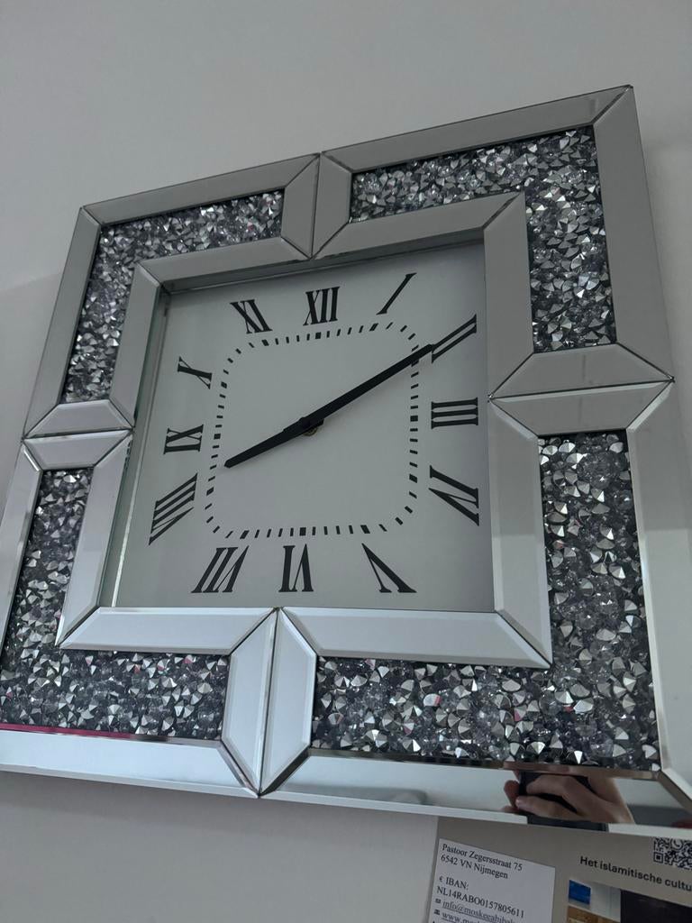 Luxe wandklok met spiegel en kristallen - Romeinse cijfers, Ophalen, Zo goed als nieuw, Analoog, Wandklok
