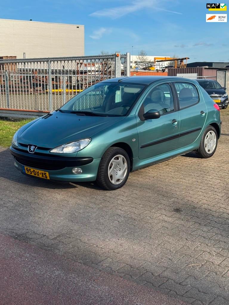 Peugeot 206 1.4 Gentry, Auto's, Stof, Bedrijf, Grijs, 75 pk