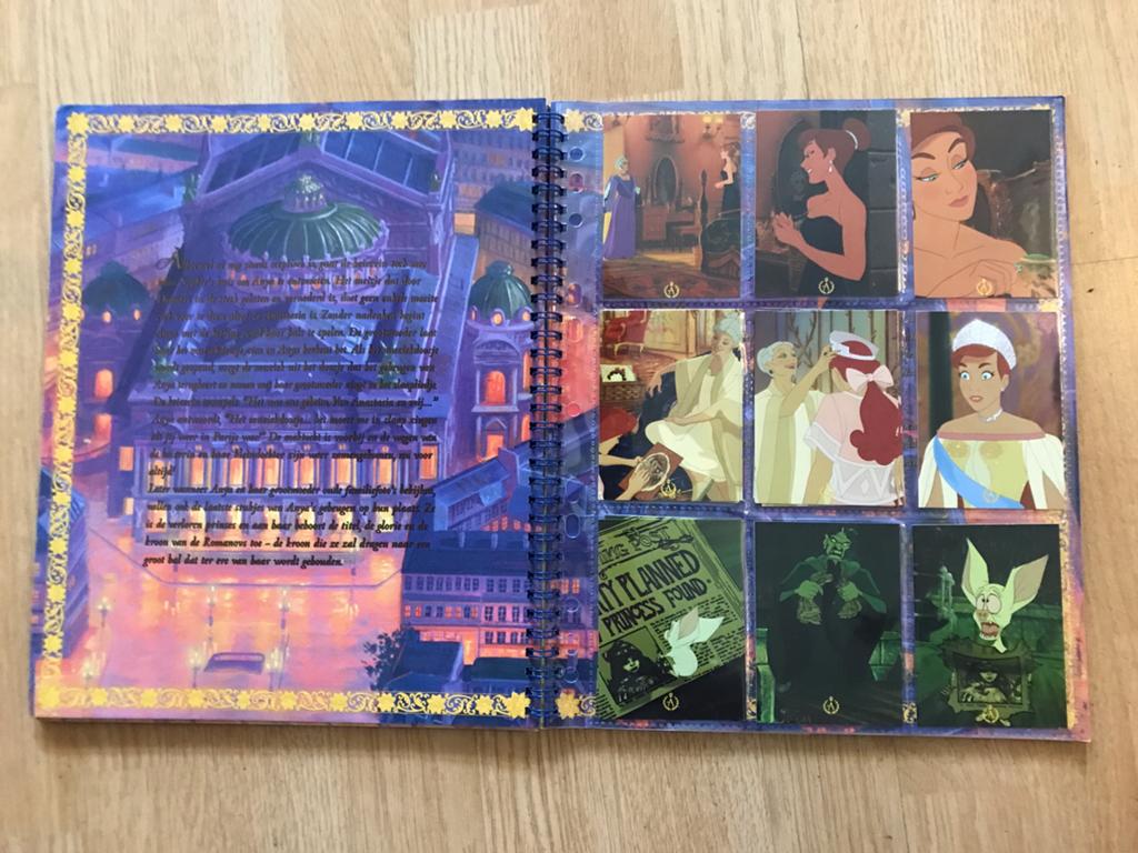 Anastasia Collector’s Album, Ophalen of Verzenden, Overige figuren, Zo goed als nieuw, Overige typen