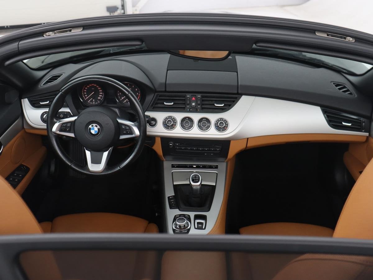 BMW Z4 Roadster sDrive20i Executive | Automaat | Navigatie |, Gebruikt, 4 cilinders, Cabriolet, Zwart