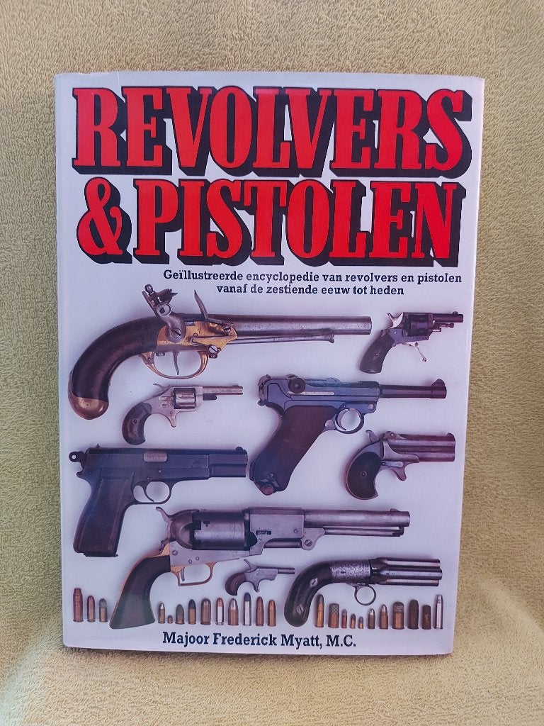 Revolvers en Pistolen - Majoor Frederick Myatt., Ophalen of Verzenden, Zo goed als nieuw, Overige sporten