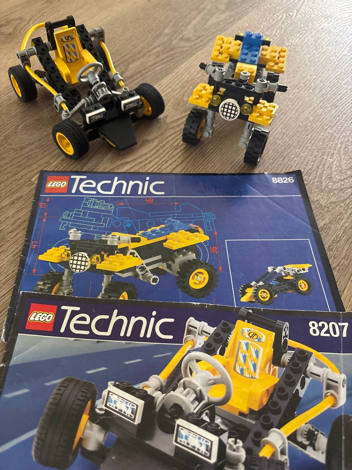 Lego Technic 8207 en 8826: Buggy en Quad, Kinderen en Baby's, Speelgoed | Duplo en Lego, Gebruikt, Lego, Ophalen of Verzenden