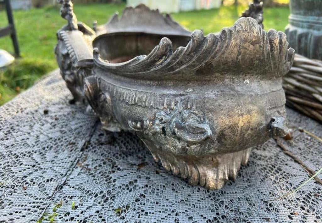 MOOE OUDE JARDINIÈRE, Antiek en Kunst, Curiosa en Brocante, Ophalen