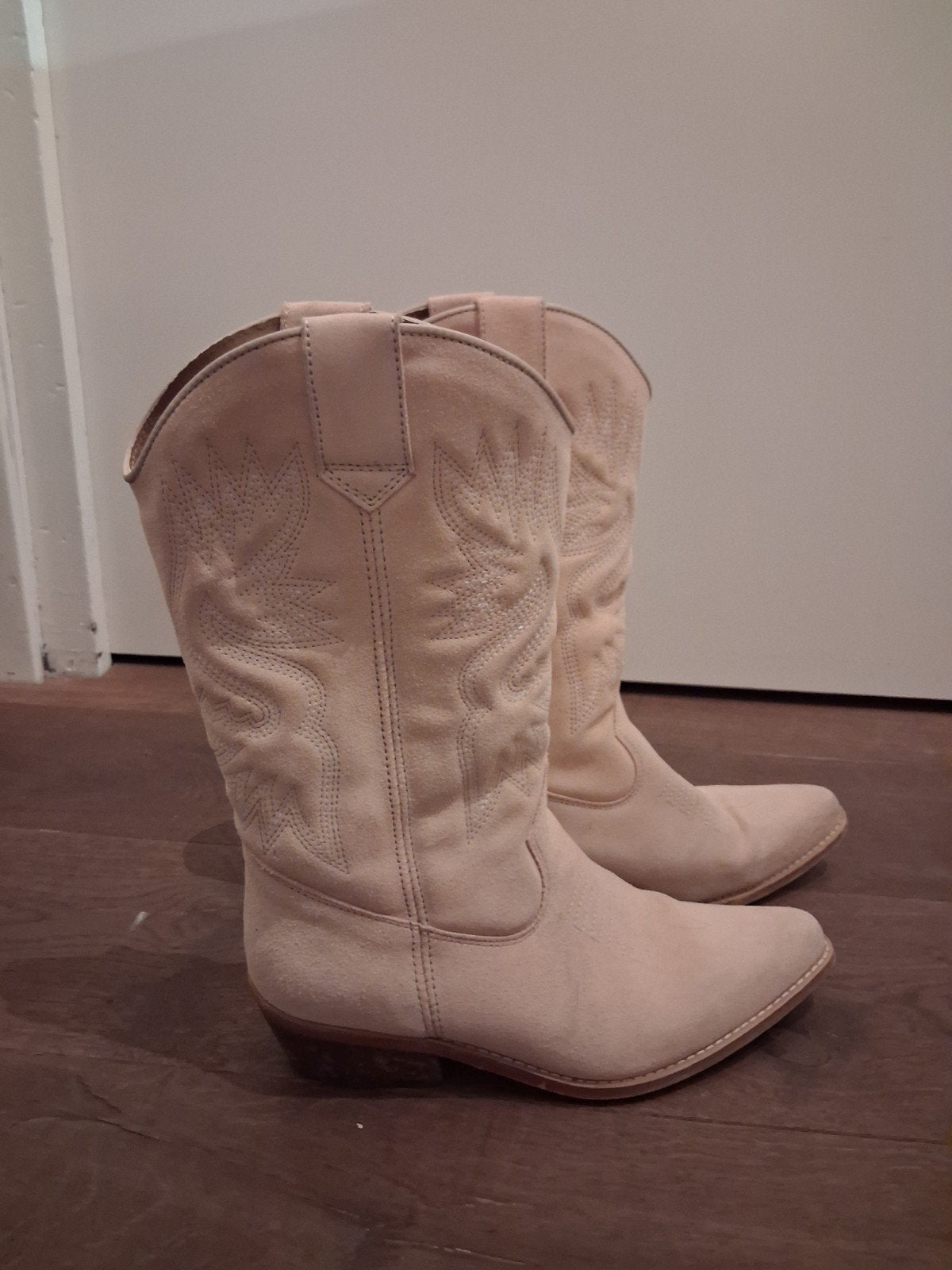 DWRS Cowboylaarzen Maat 40 - Zo goed als nieuw, DWRS, Beige, Lage of Enkellaarzen, Ophalen of Verzenden