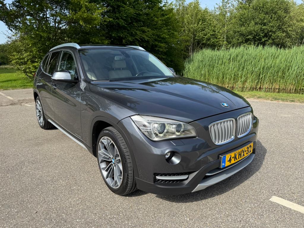 BMW X1 2.0 Sdrive 20I AUT 2013 LCI Facelift Grijs, Auto's, BMW, Euro 5, 1800 kg, Beige, 4 cilinders
