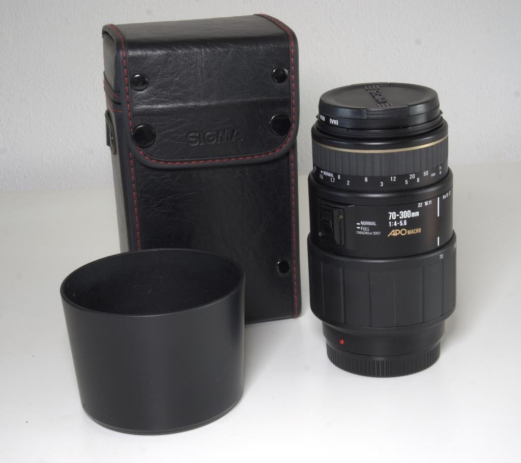 Sigma 70-300mm 1:4-5.6 Apo Macro Lens Minolta AF mount, Ophalen, Zo goed als nieuw, Macrolens, Zoom
