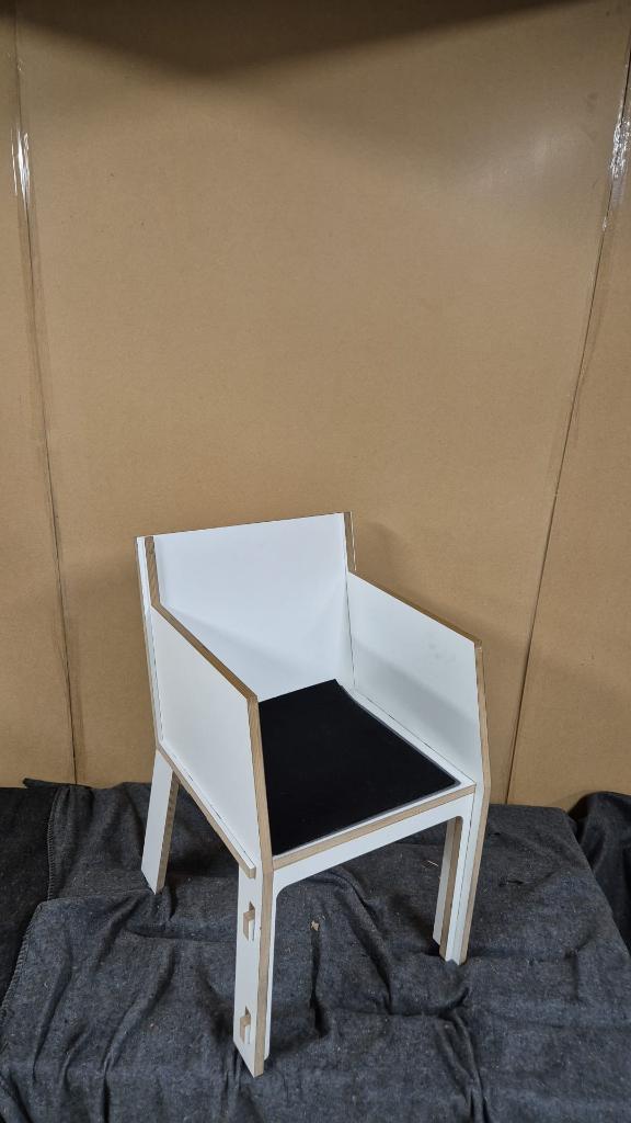 Design - Fauteuil / stoel , 6 stuks, 50 euro/stuk