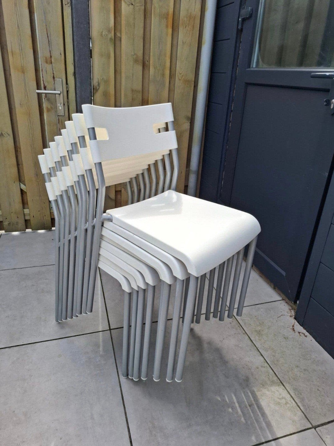 8 stevige stapelbare Ikea stoelen - Wit, Ophalen, Gebruikt, Wit, Metaal