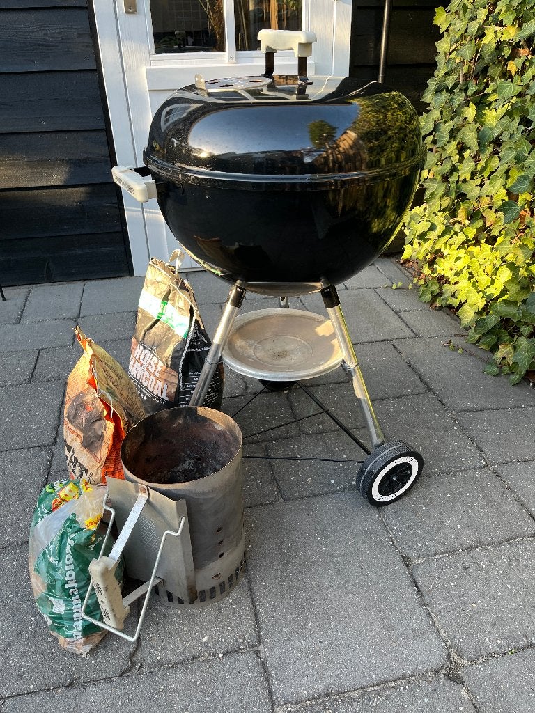 WEBER Kettle-BBQ 47cm - zwart/alu, Tuin en Terras, Houtskoolbarbecues, Ophalen, Gebruikt, WEBER BBQ, Met accessoires