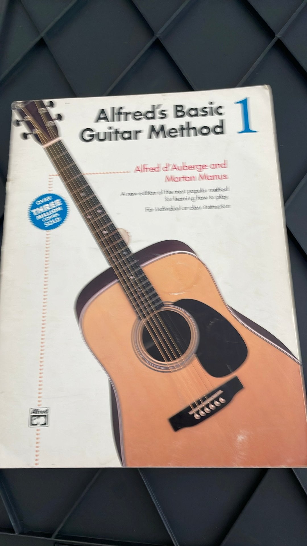 Alfreds basic guitar method 1, Verzenden, Zo goed als nieuw, Les of Cursus