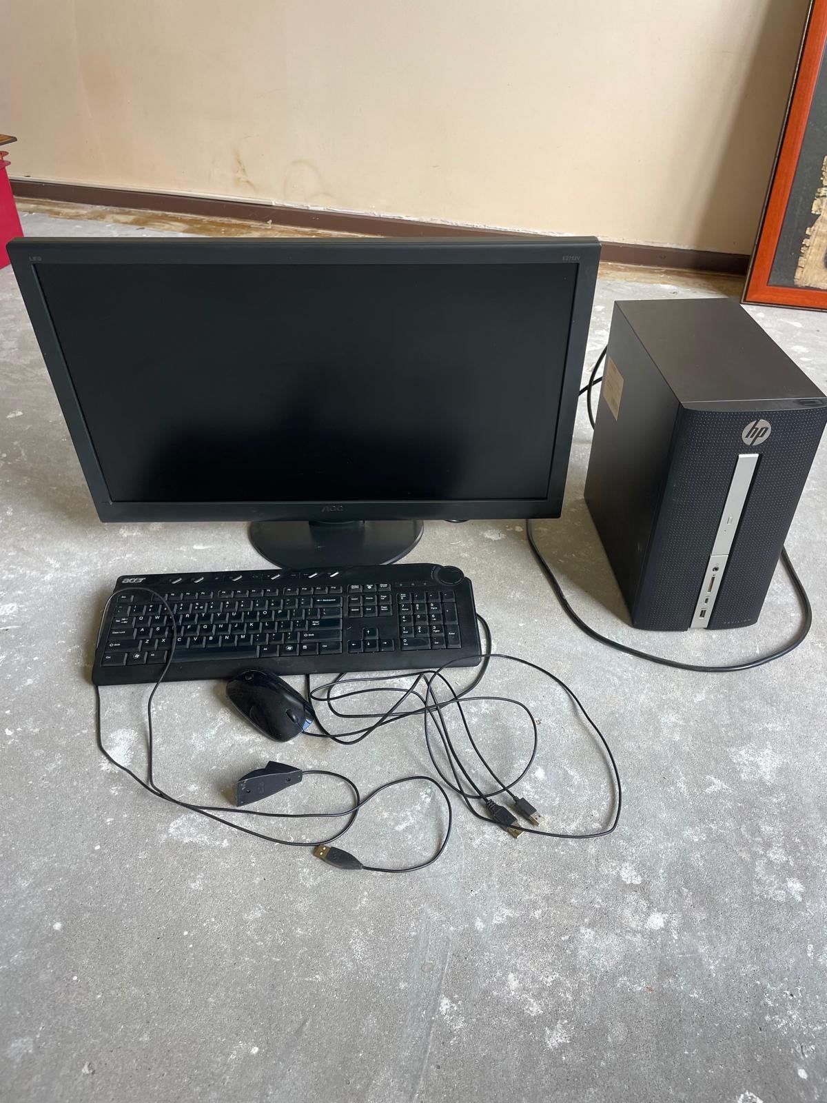 HP Pavilion ZE2108mcw – complete desktopset met monitor, Computers en Software, Desktop Pc's, Ophalen, Gebruikt, Met monitor