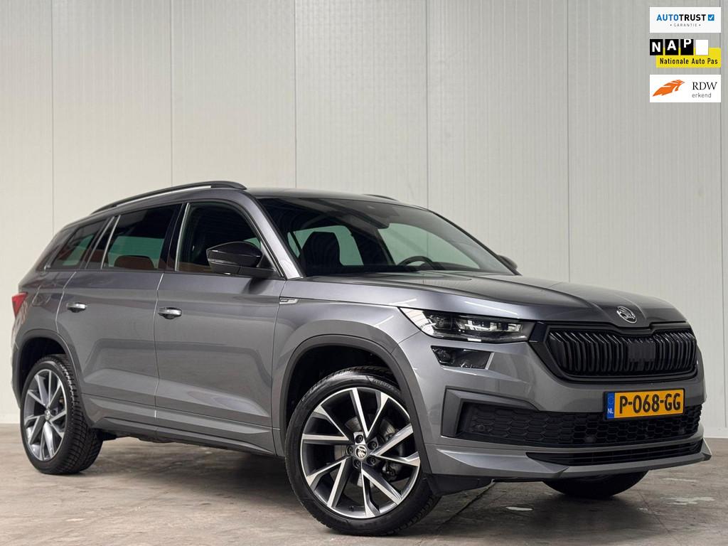 Skoda Kodiaq 1.5 TSI Sportline DSG l VIRTUAL l CAMERA l KEYL, Auto's, Skoda, Euro 6, 4 cilinders, 150 pk, Alcantara
