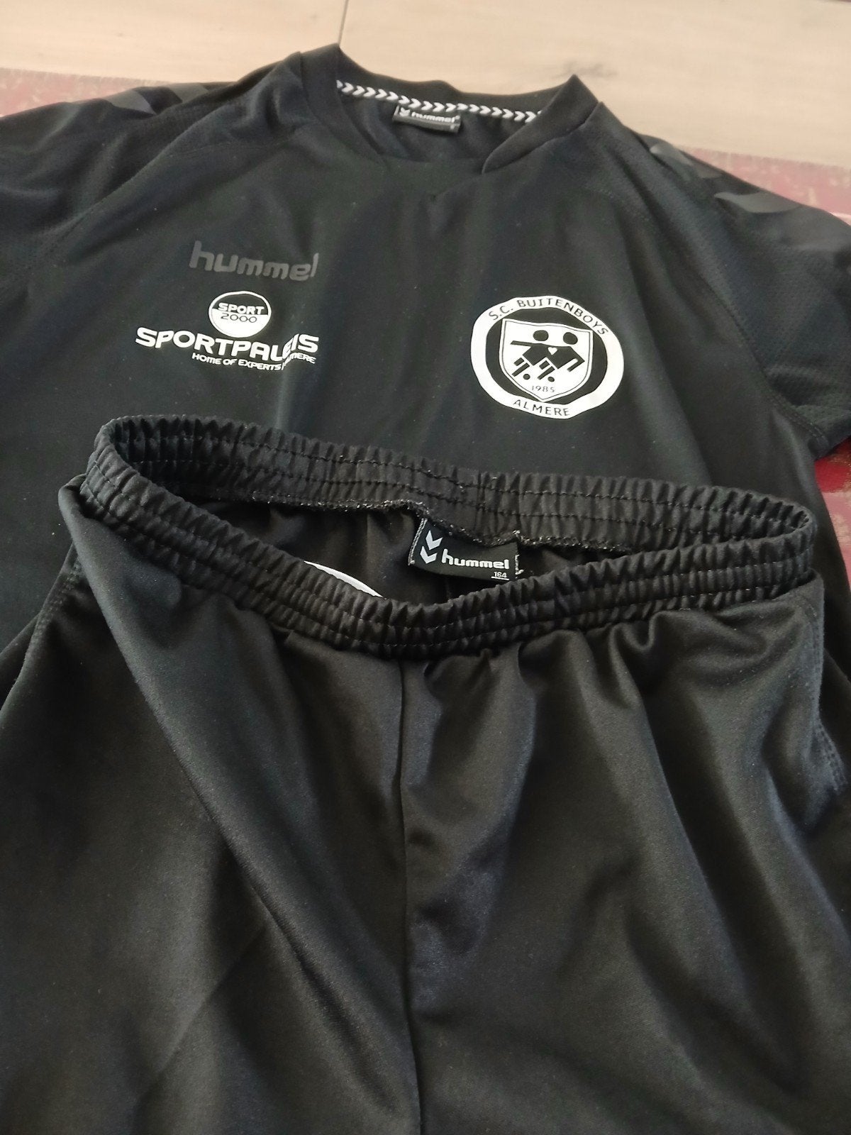 buitenboys voetbal kleding, Ophalen, Zo goed als nieuw, Overige maten, Voetbal