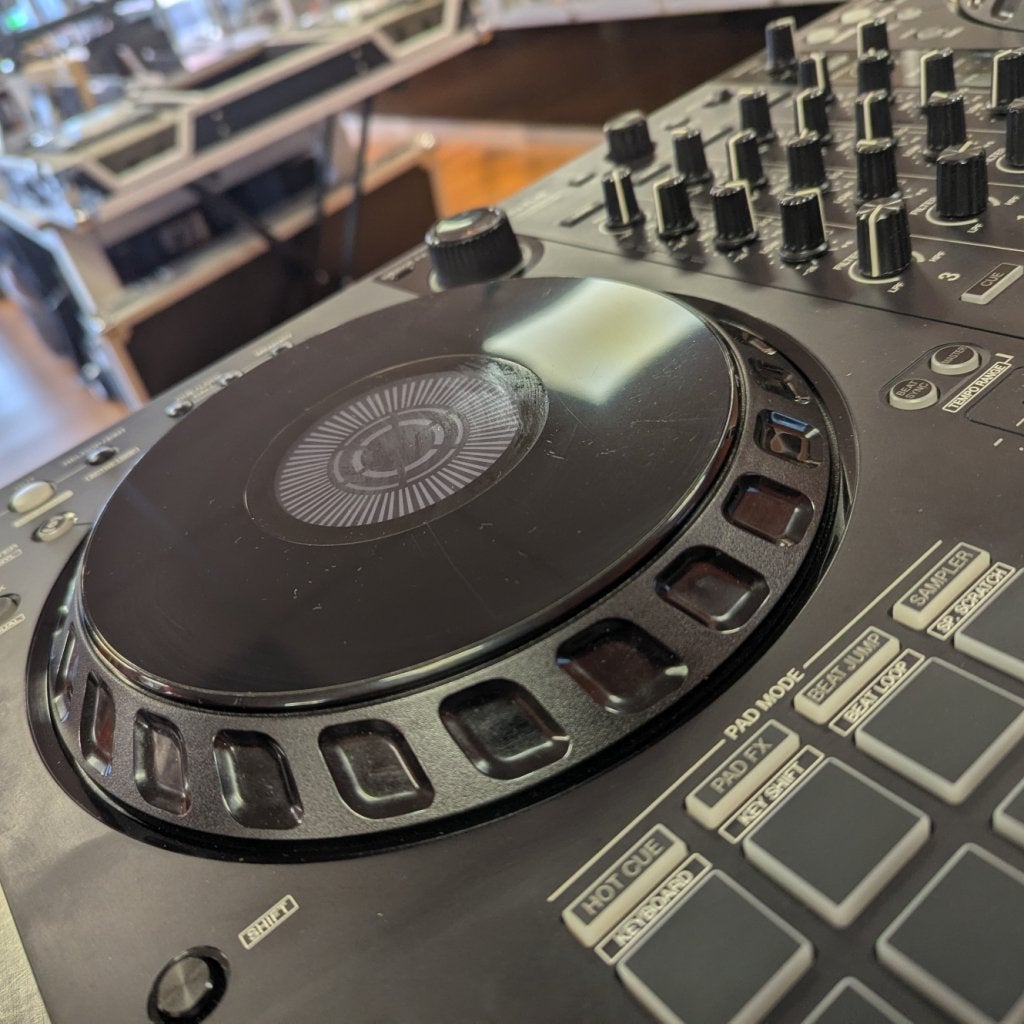 Pioneer DDJ-FLX6 DJ-controller | Nette staat, Pioneer, Zo goed als nieuw, Support@pioneer.com, 28-8, Honkomagome 2-chome, Bunkyo-ku
Tokyo 113-0021
Japan