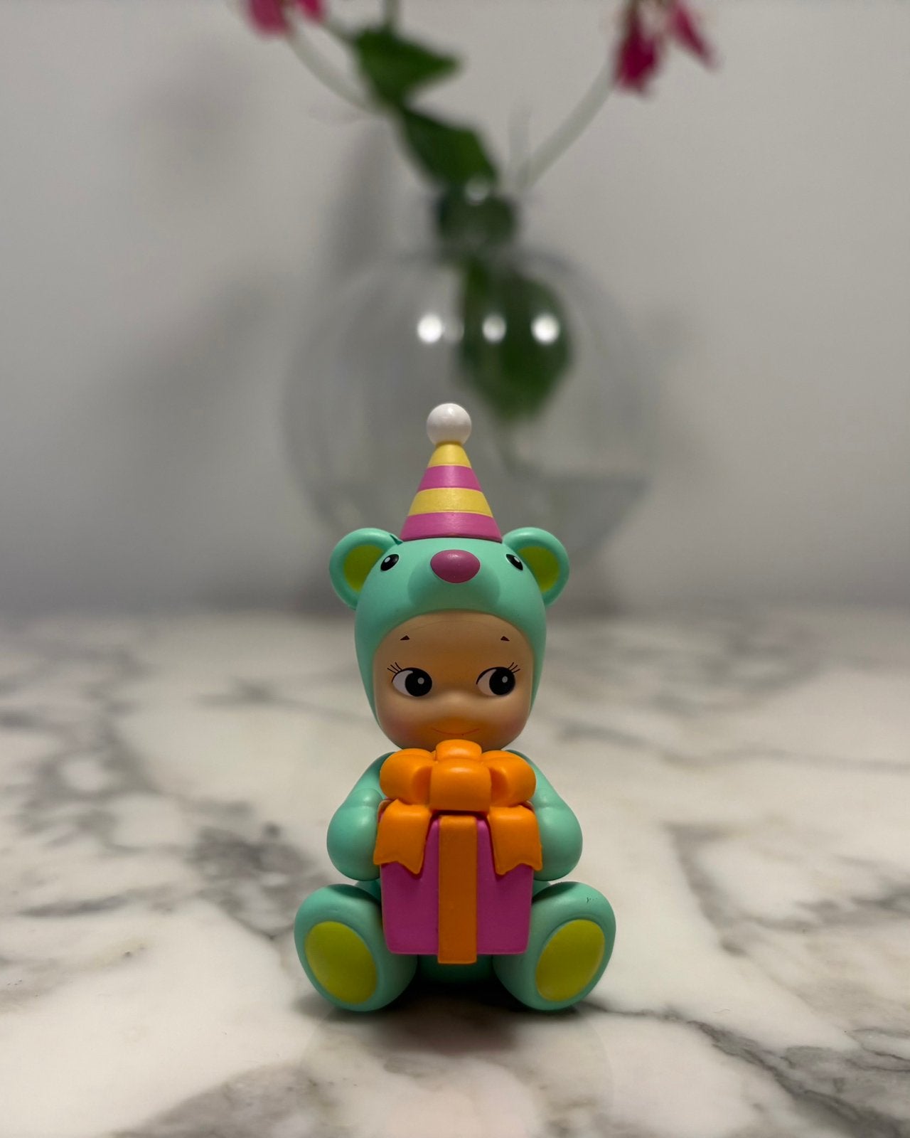 Sonny Angel - Birthday Gift Bear - Green - Present Hug, Ophalen of Verzenden, Nieuw