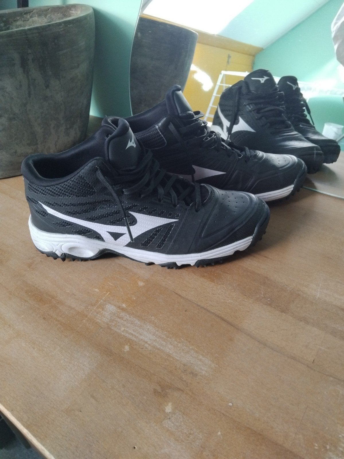 Mizuno kunstgrasschoenen maat 40,5 (zonder zooltjes), Sport en Fitness, Ophalen of Verzenden, Gebruikt, Schoenen