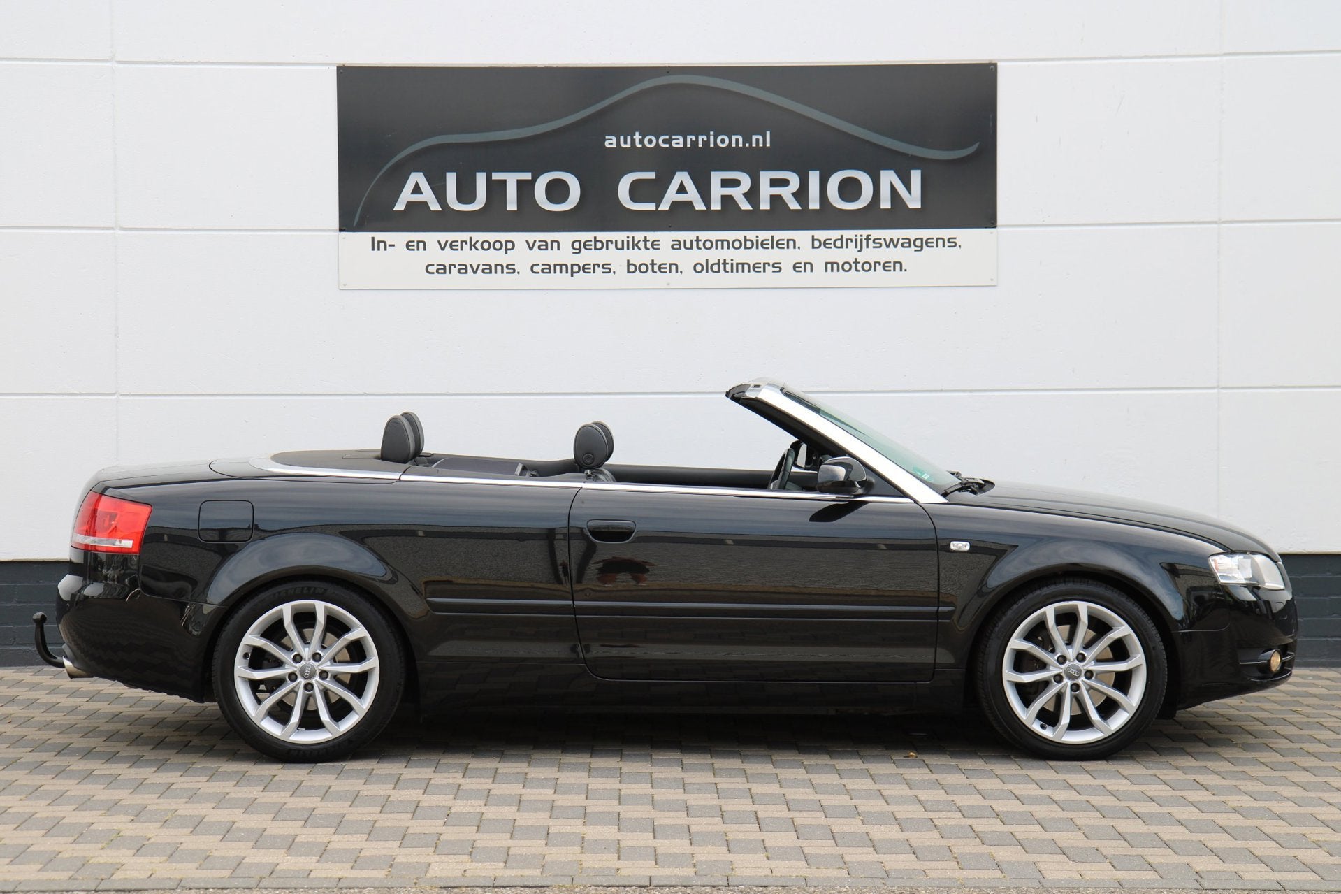 Audi A4 Cabriolet 2.0 TFSI 200PK Automaat Airco CarPlay Luxe, Auto's, Gebruikt, Zwart, 4 cilinders, 4 stoelen