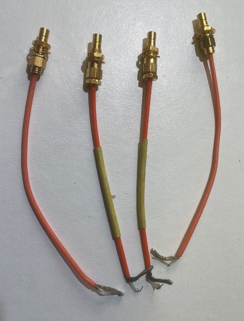 SMB Male Chassis with Cable, Telecommunicatie, Zenders en Ontvangers, Ophalen of Verzenden, Gebruikt