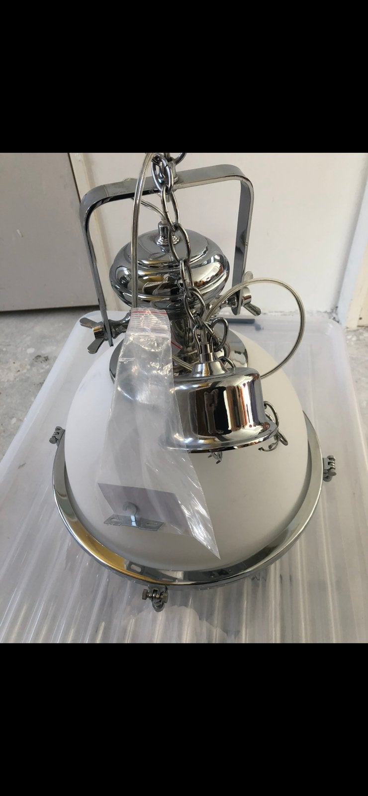 Tekoop hanglampen wit  nieuw 2x, Huis en Inrichting, Woonaccessoires | Stolpen, Ophalen of Verzenden, Nieuw