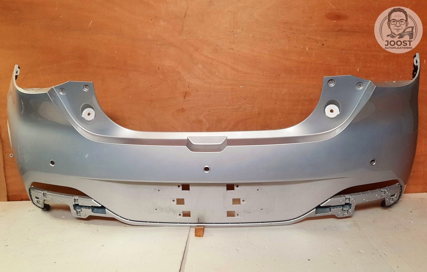 Achterbumper orgineel Dongfeng Box 3xPDC vanaf 2024, Gebruikt, Herkomst onderdeel bekend, -Robbenkoog 2, 1822 BB Alkmaar, NL, Ophalen of Verzenden