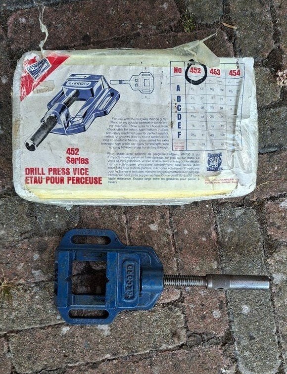 Record 452 Boorklem Bankschroef - Vintage Gereedschap, Doe-het-zelf en Verbouw, Ophalen of Verzenden, Zo goed als nieuw, Bankschroef